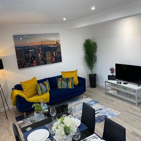 Stylish Apartment In Watford Γουάτφορντ Εξωτερικό φωτογραφία